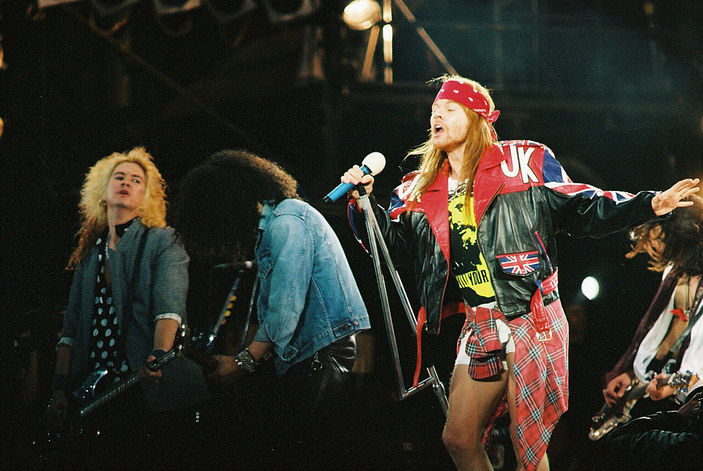 Recordemos el caótico concierto de Guns N' Roses y Metallica que terminó en disturbios
