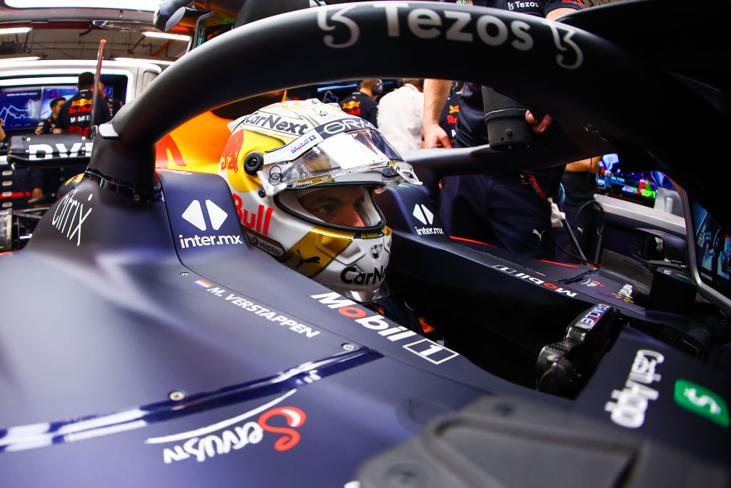 La frustración y explicación de Max Verstappen por su 'abandono' en la clasificación de Singapur