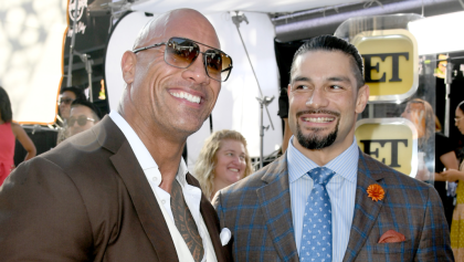 ¿Será en Wrestlemania? The Rock ama la posibilidad de quitarle los títulos de WWE a Roman Reigns