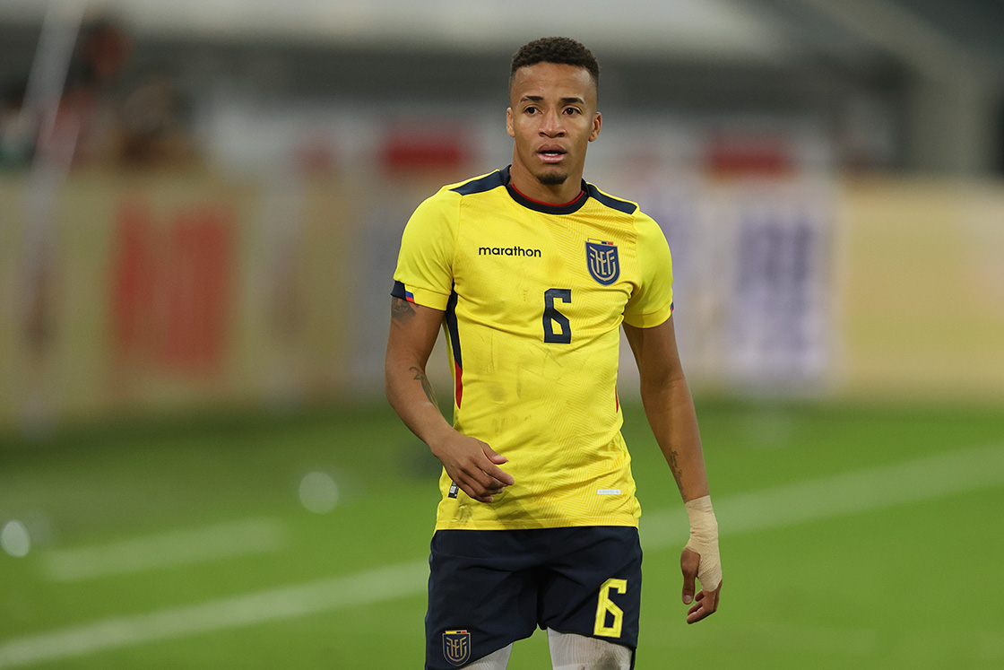 Lo que se dice y se cuenta sobre la posible ausencia de Byron Castillo con Ecuador en Qatar 2022