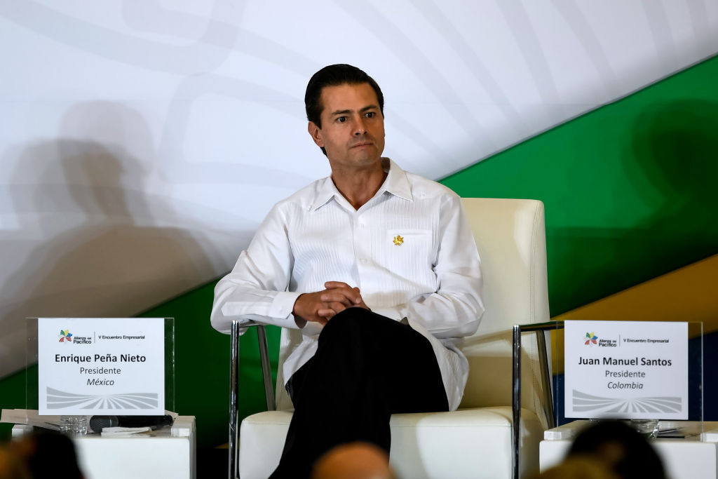 Dice Peña Nieto que es "absurdo" que la FGR investigue su patrimonio