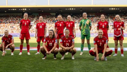 Las extrañas fotos de la Selección de Gales