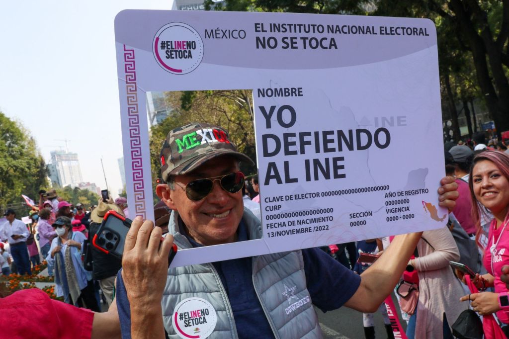 Desde CDMX hasta Nuevo León: Las fotos y los videos de la marcha para defender al INE