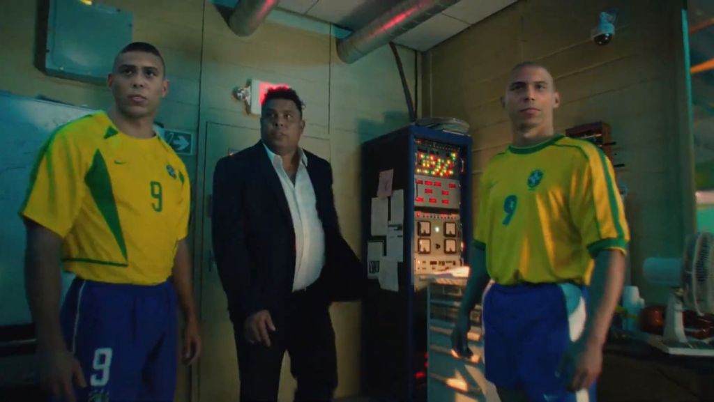 Los Ronaldos en 'The Football Verse' de Nike