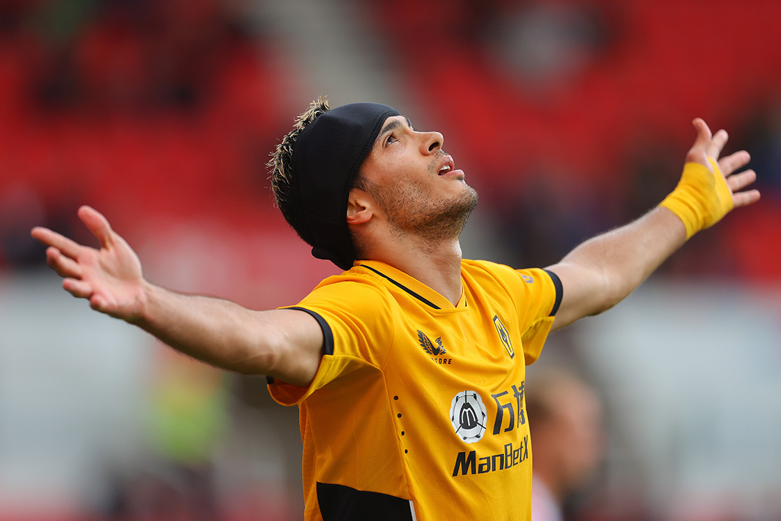 Raúl Jiménez, regresó después de una fractura de cráneo