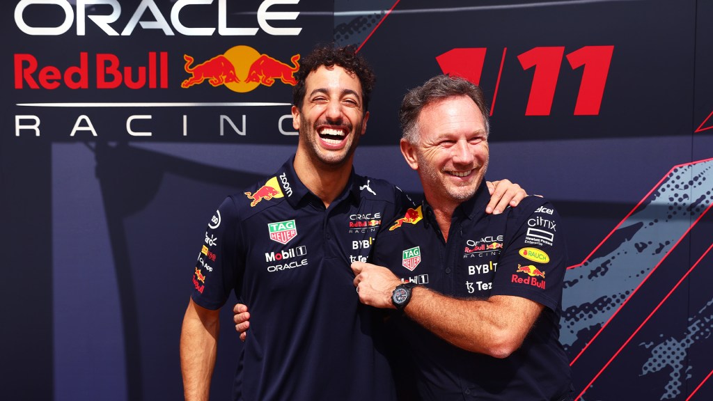 Checo Pérez descarta presión por el regreso de Ricciardo a Red Bull: "No cambia nada"