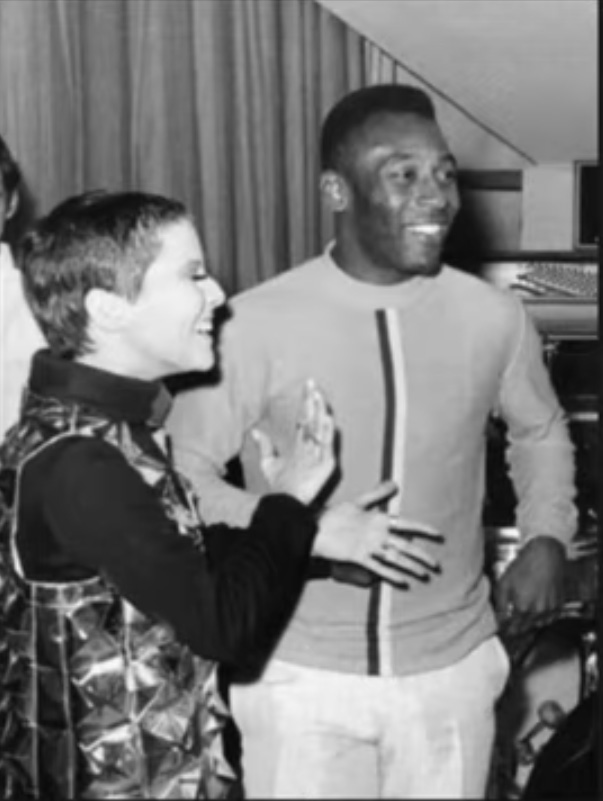 Cantante y compositor: La historia de Pelé en la música