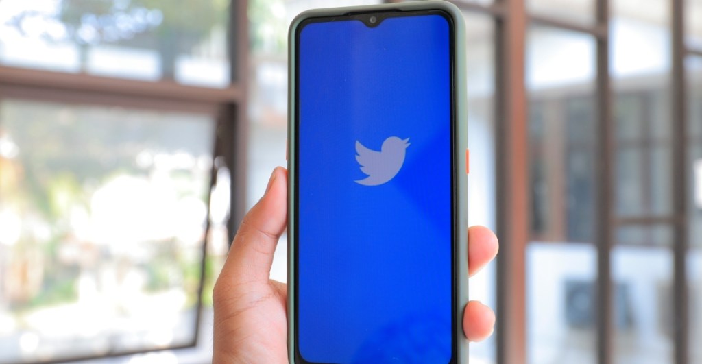 Libertad de expresión nivel: Twitter suspenderá cuentas de otras redes sociales