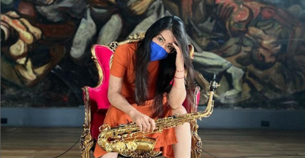 Elena Ríos saxofonista
