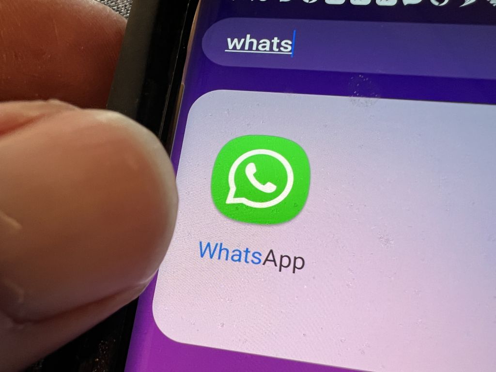 Así puedes escuchar un mensaje de voz en Whatsapp sin que se den cuenta