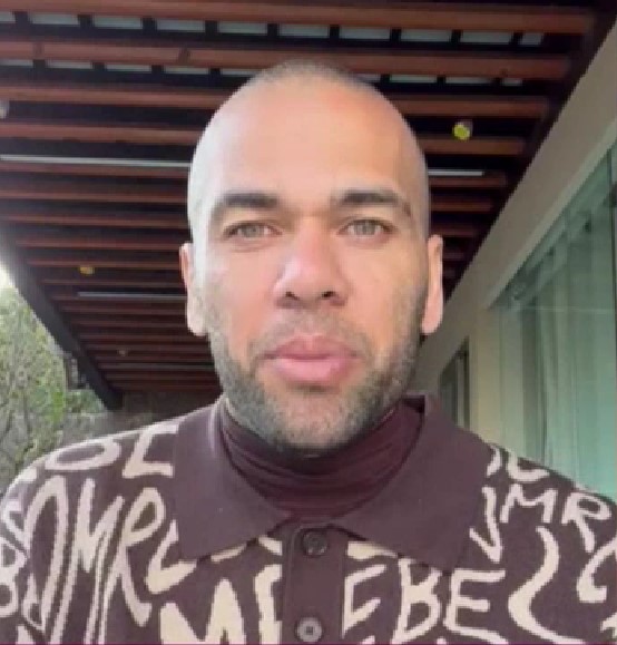 Dani Alves se defiende de las acusaciones por agresión sexual