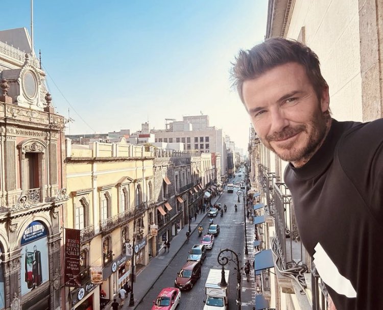 Las mejores fotos, memes y reacciones de la visita de David Beckham en México 