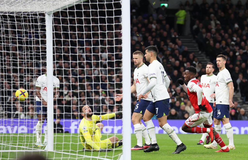 ¿¡Qué hizo!? El oso y autogol de Hugo Lloris en el Tottenham vs Arsenal