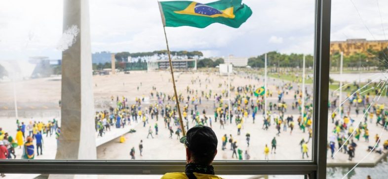 Caos en Brasil: Seguidores de Bolsonaro invaden Congreso, Presidencia y Suprema Corte