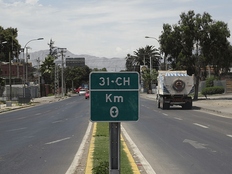 Frailes muertos y niños ahogados: Las leyendas de la brumosa carretera ...
