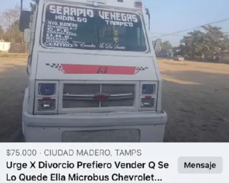 Hombre vende su microbús para que no se lo quede su esposa