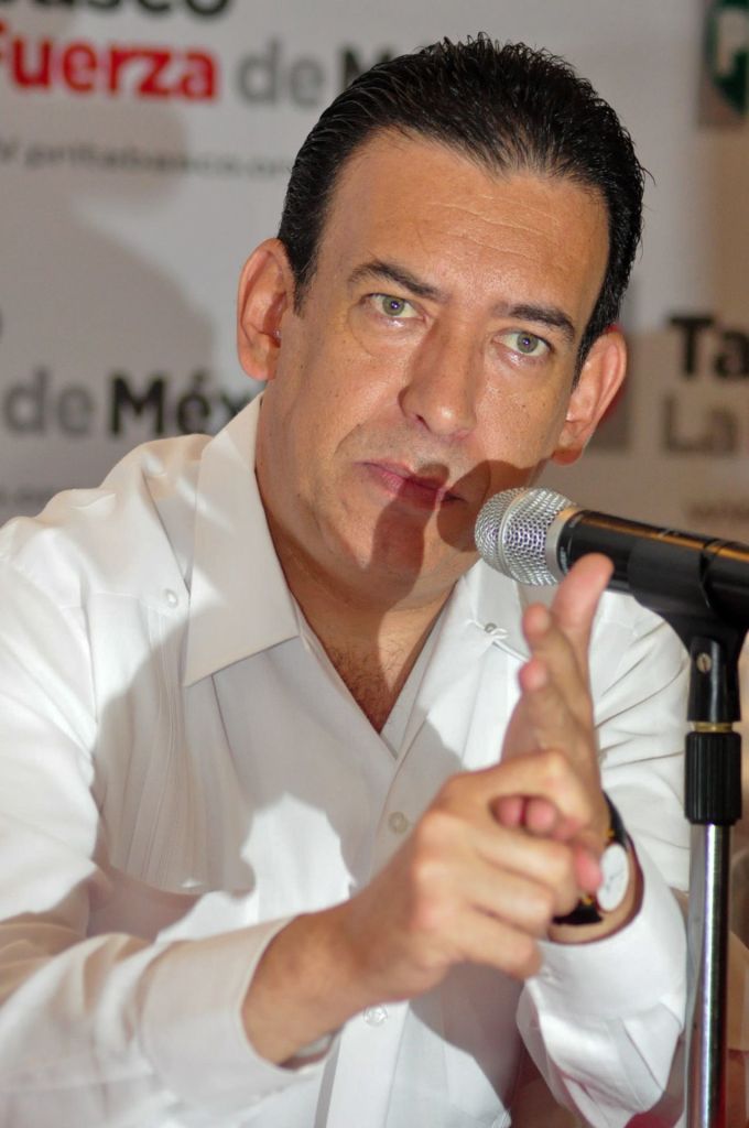 Extesorero de Coahuila presentó pruebas del soborno por 25 millones que García Luna dio a 'El Universal'