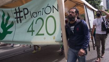 planton-420-retira-senado-marihuana