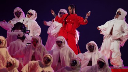 Así estuvo el regreso de Rihanna en el show de Medio Tiempo del Super Bowl