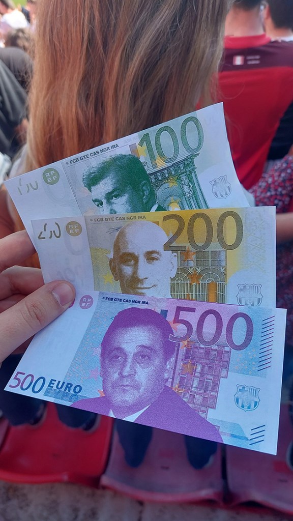 Los billetes con el rostro de Laporta y Rubiales por el caso Negreira
