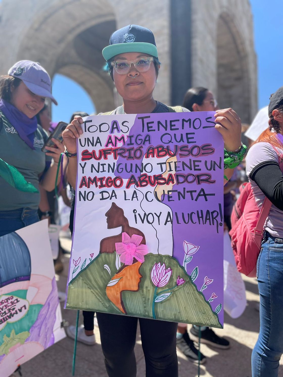 Los mejores carteles de la marcha del 8M en CDMX 2023