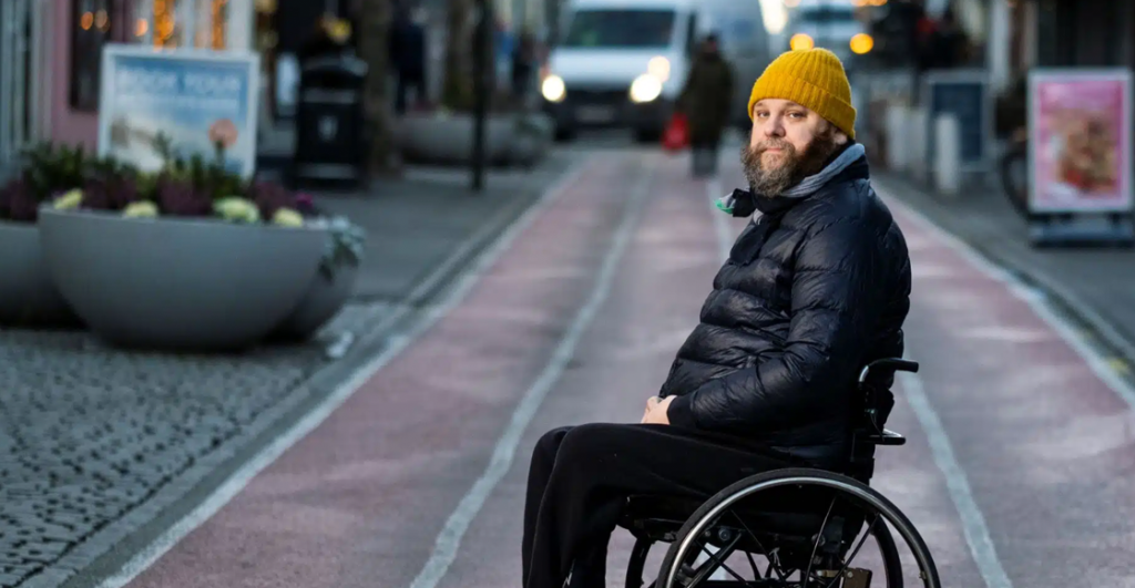 elon-musk-twitter-pelea-insulta-trabajador-discapacidad-islandia-Haraldur-Thorleifsson