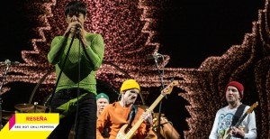 Red Hot Chili Peppers llegaron al Vive Latino 2023 con clásicos, virtuosismo y algún detalle inusual. Noticias en tiempo real