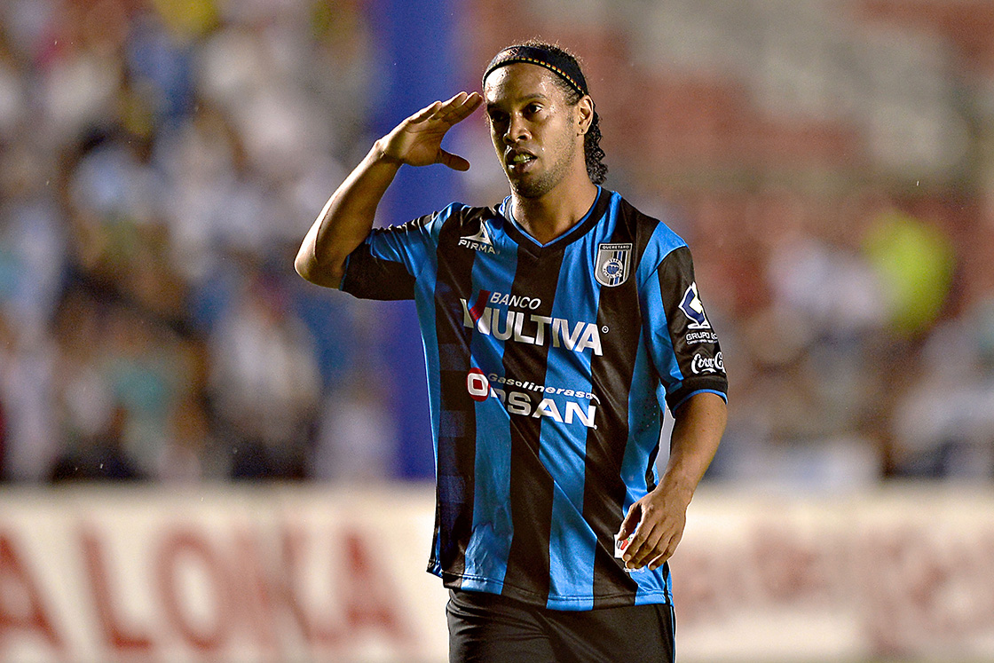 Ronaldinho con Querétaro