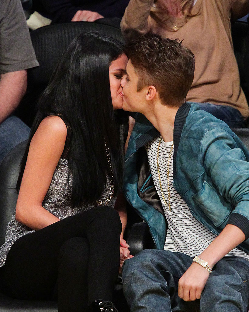 Foto de Selena Gomez y Justin Bieber en 2012 