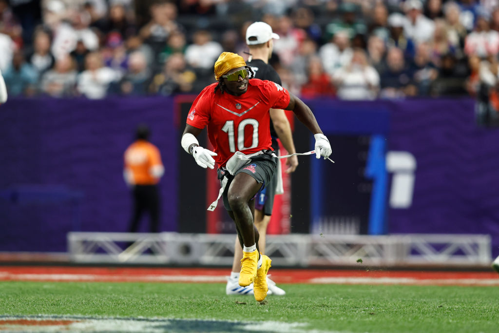 Destaque do Futebol Americano, Tyreek Hill diz que quer disputar o flag  football em Los Angeles 2028 - Surto Olímpico