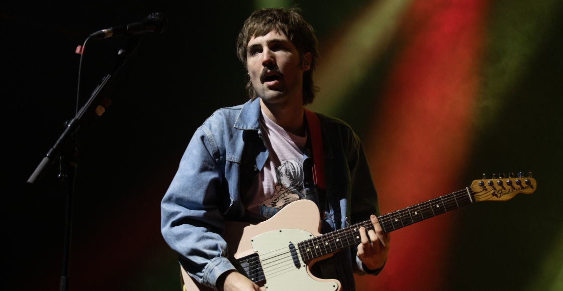 Will Joseph Cook suelta toda su negatividad y nos contagia de buena vibra con su nueva rola