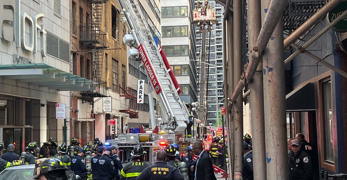 Colapsó estacionamiento en Nueva York.