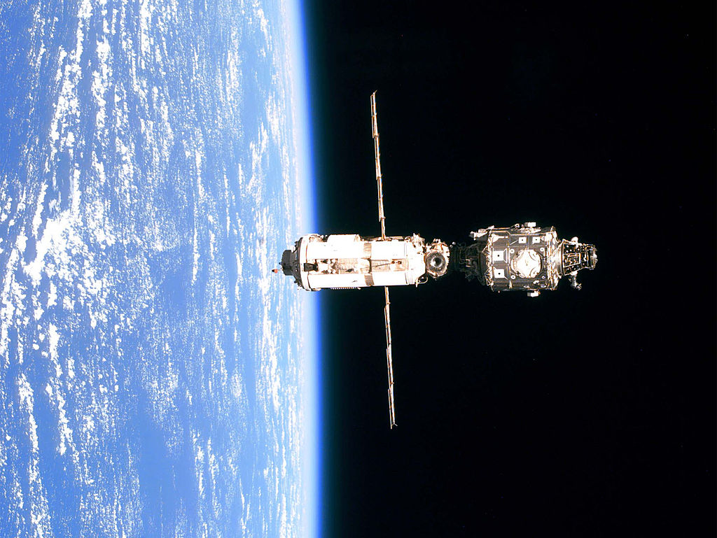 La Estación Espacial Internacional  en la década de los 90