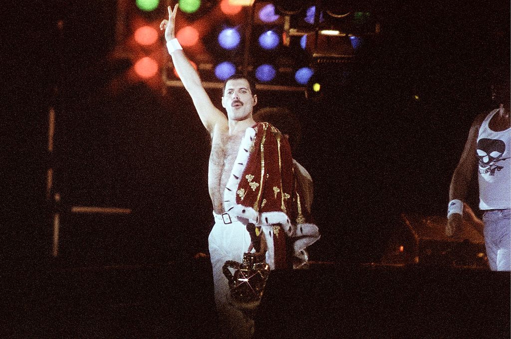 Subastarán mil 500 objetos de Freddie Mercury (y varias joyas de Queen)