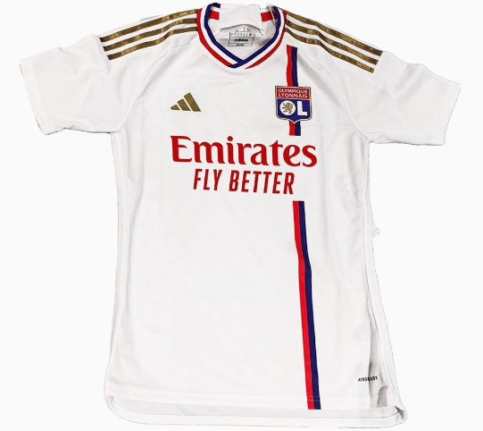 Este sería el nuevo jersey del Lyon para la temporada 2023-2024
