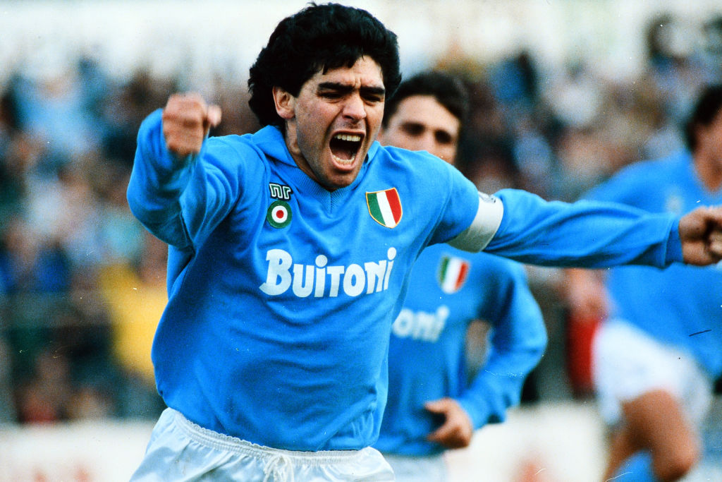Diego Armando Maradona. el D10S de Nápoles