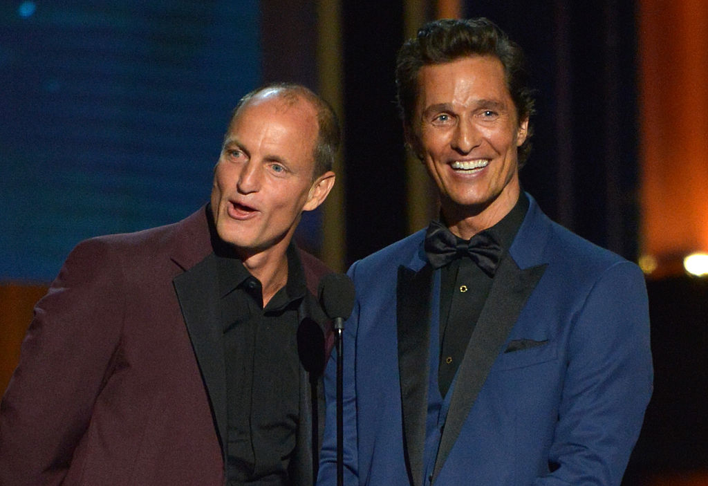 Matthew McConaughey dice que Woody Harrelson podría ser su verdadero hermano