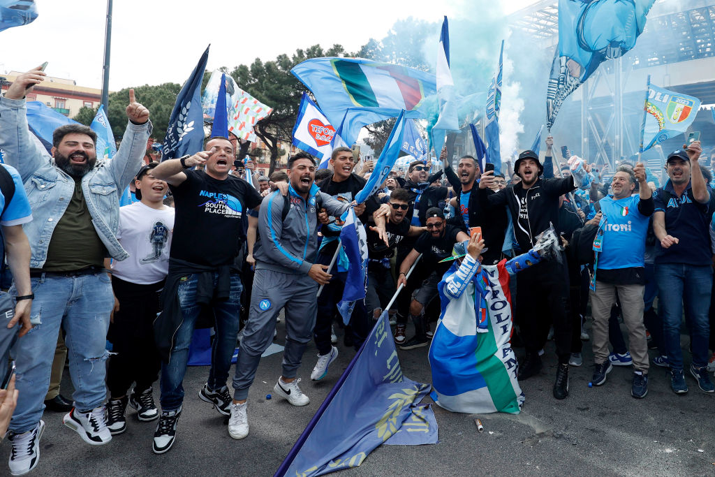 La afición del Napoli celebrando un posible título del club