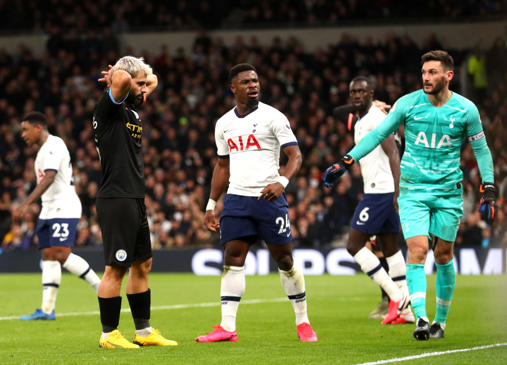 El Kun no pudo hacer gol en sus últimos partidos como visitante ante el Tottenham