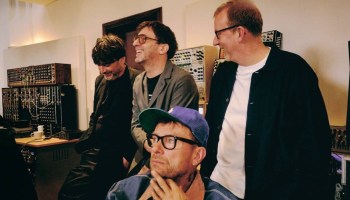 ¡Blur anuncia nuevo disco después de ocho años y estrena la rola "The Narcissist"!