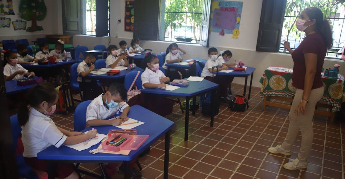 Cómo será el aumento del salario a maestros en México 2023?