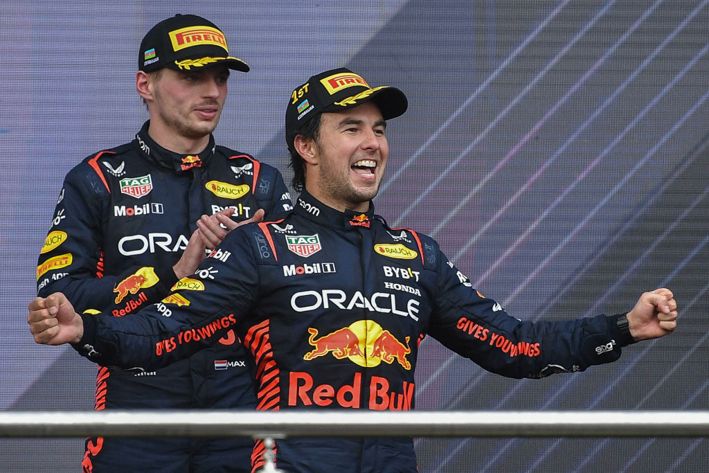 "Espero que pase a Verstappen": El mensaje de Hamilton a Checo Pérez tras sus triunfos sobre Max