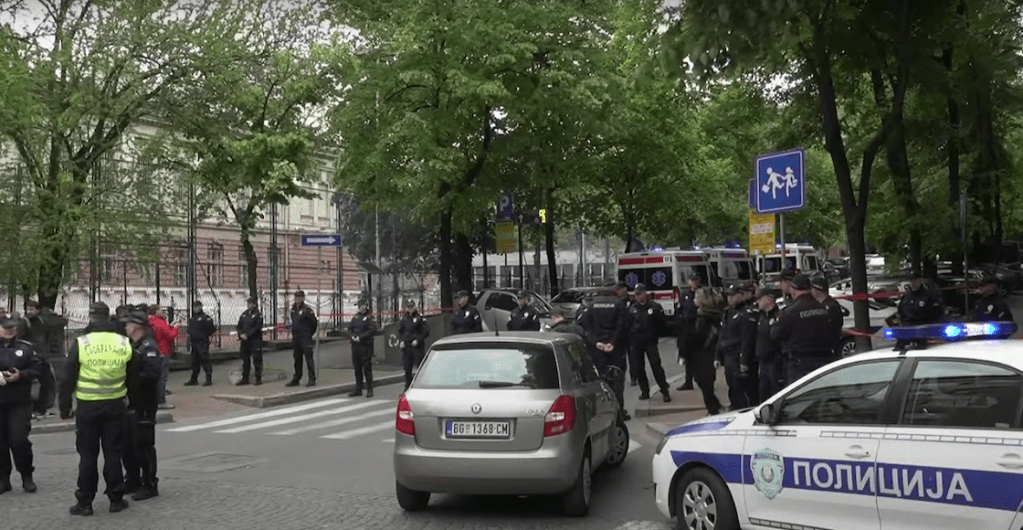 tiroteo en colegio belgrado serbia