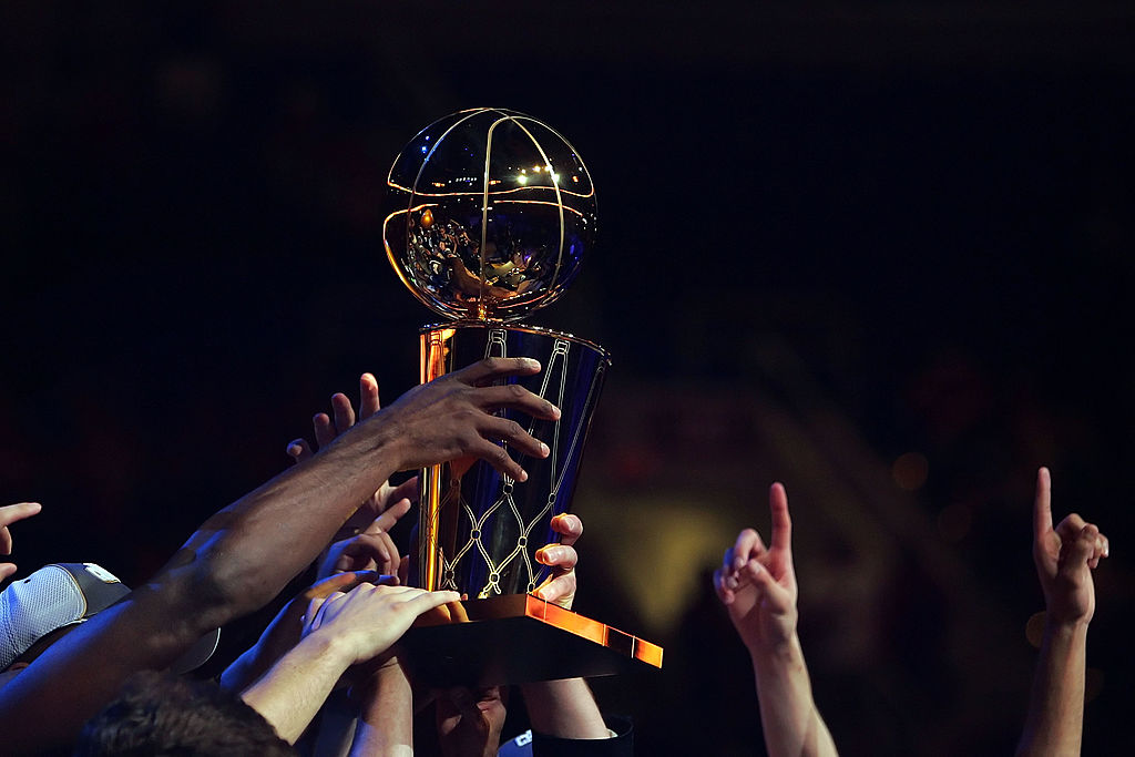 Trofeo Larry O'Brien, se lo lleva el ganador de las finales de NBA