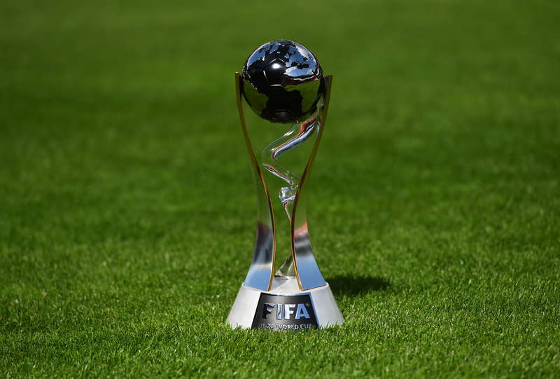 El trofeo que levantan los jugadores en el Mundial Sub20