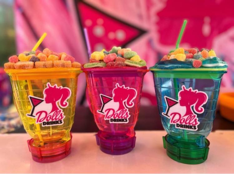 Dolls Drinks anuncia su cierre en Tepito 