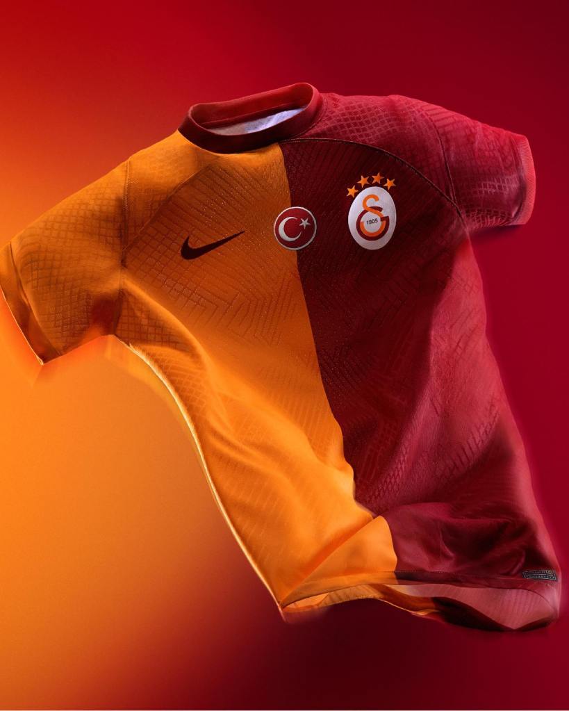 Jersey del Galatasaray para la temporada 2023-2024