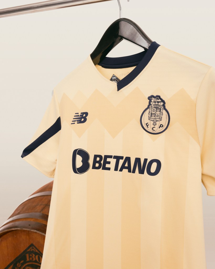 El jersey de visita del Porto para la 2023-2024