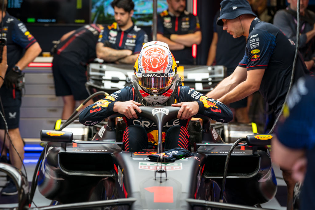 Max Verstappen dominó la sesión de calificación de España