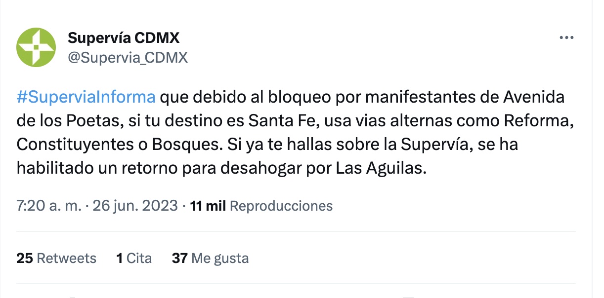 Bloqueo en Avenida de los Poetas.